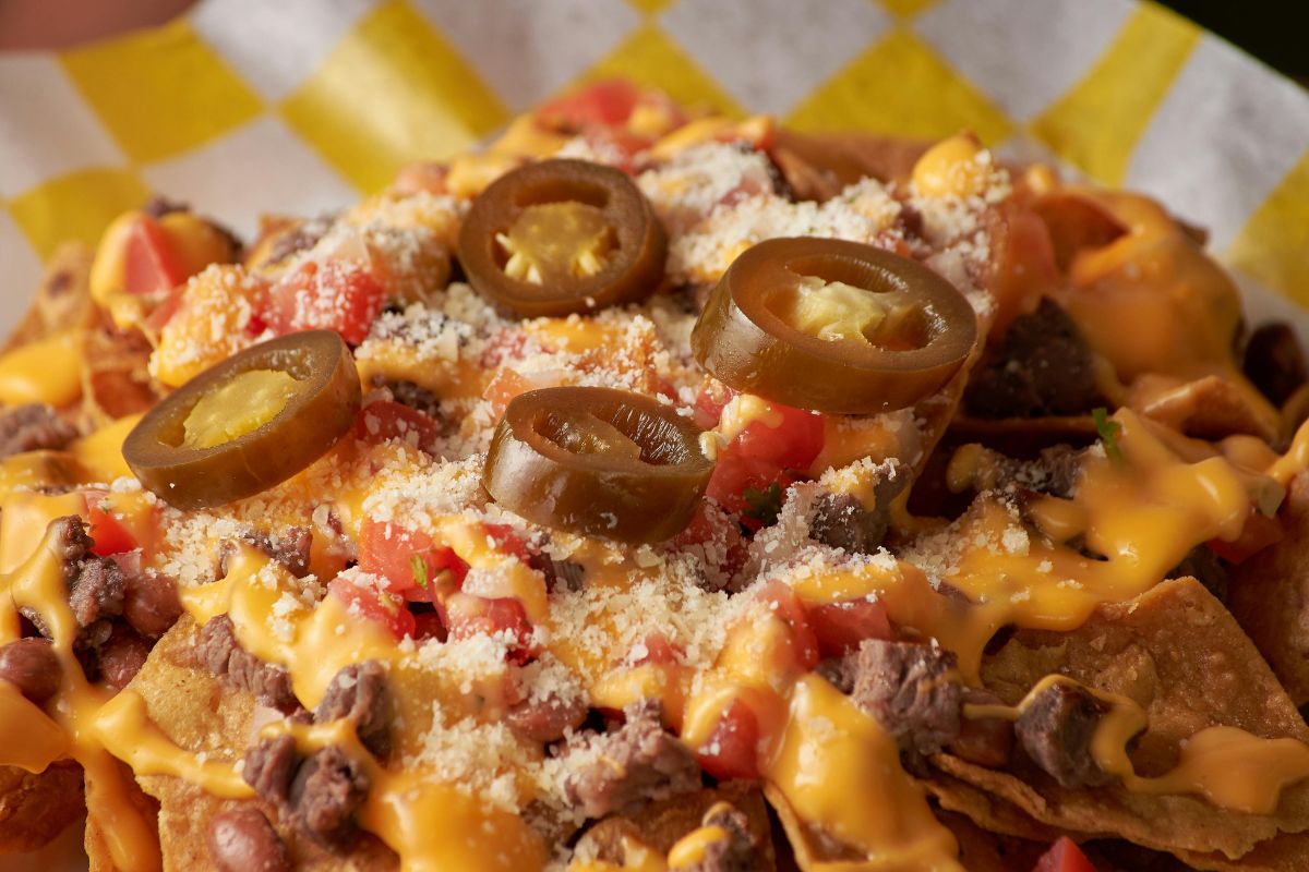 3. Nachos con picadillo de sirloin