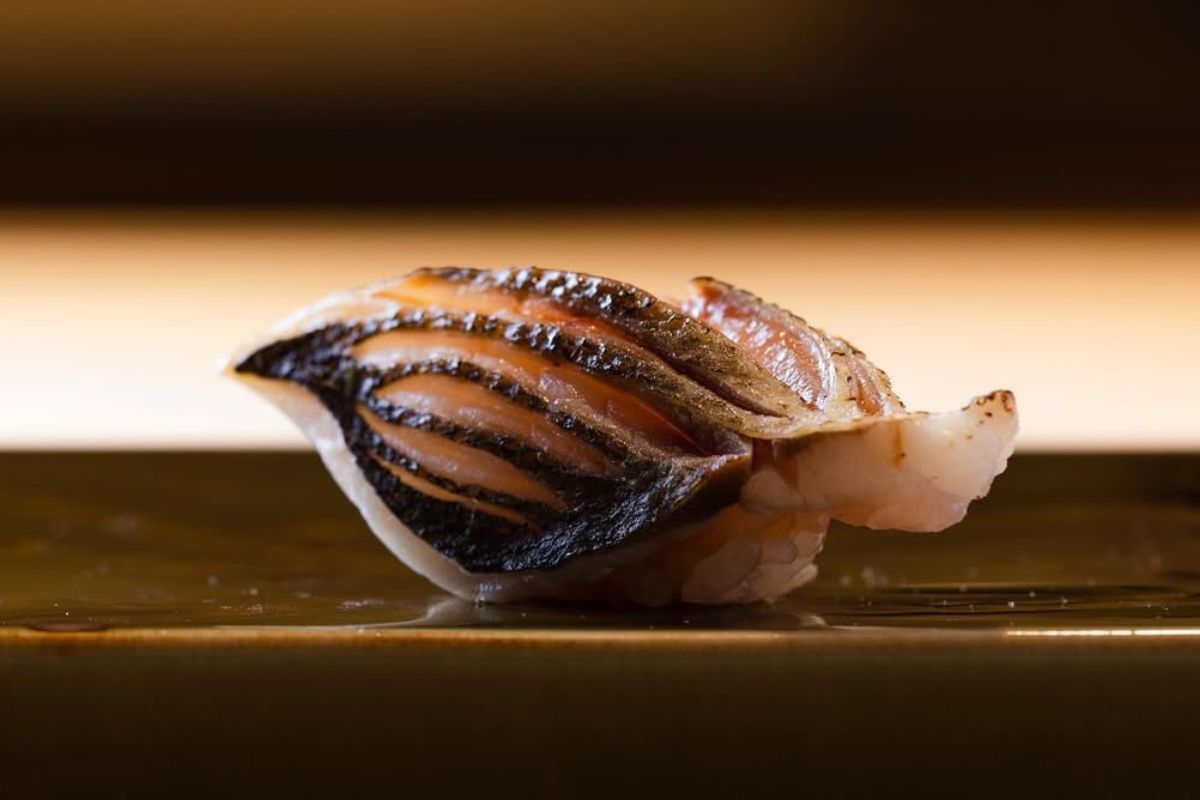 Nigiri con pescado ahumado. Foto de Instagram 715.