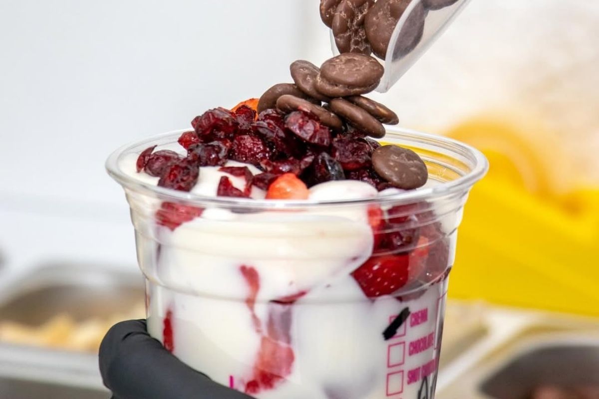 4. Fresas con crema en Ando Freseando