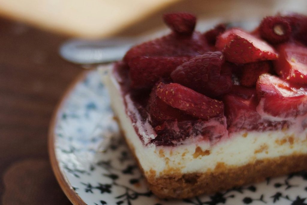 Los postres con fresas son grandes favoritos en la oferta dulce de la CDMX.