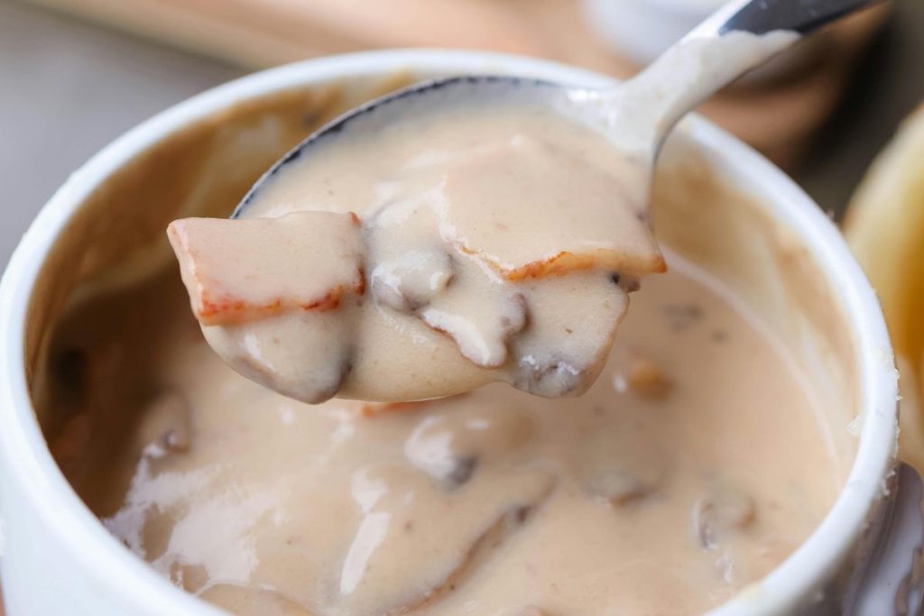 Diferencias entre los estilos de clam chowder que se preparan en Estados Unidos