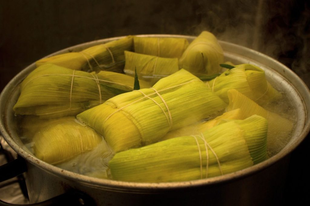 Las humitas son un alimento milenario en Sudamérica.