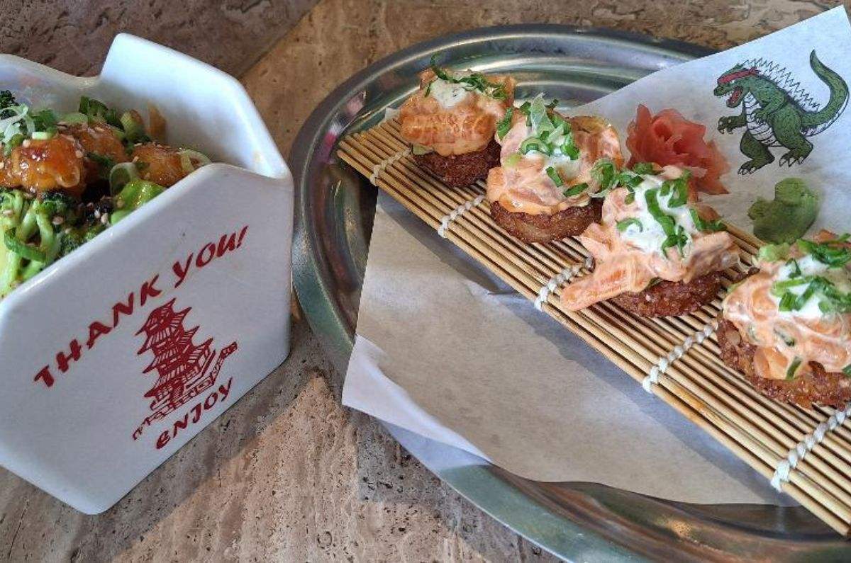 Crispy Rice Salmon y Crispy Shrimp Yakimeshi, foto de Miriam Carmo