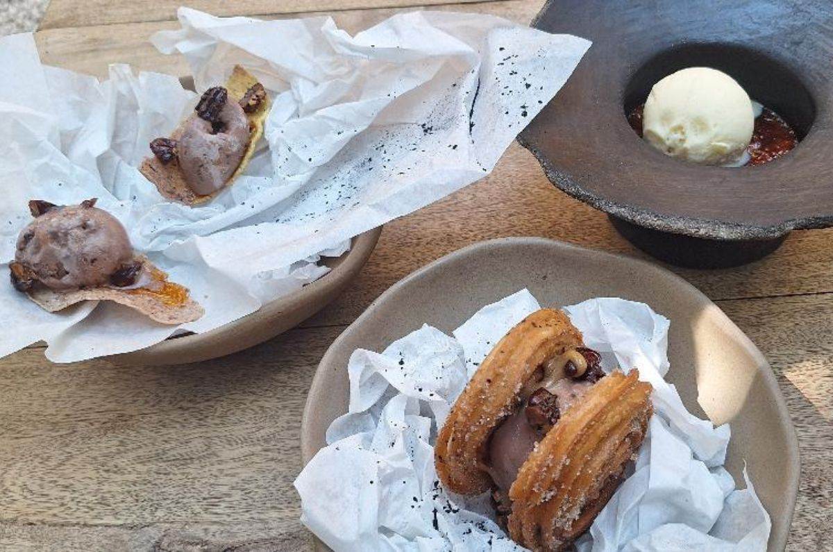 Arroz con leche y churro en Negro Huitlacoxe, foto de Miriam Carmo