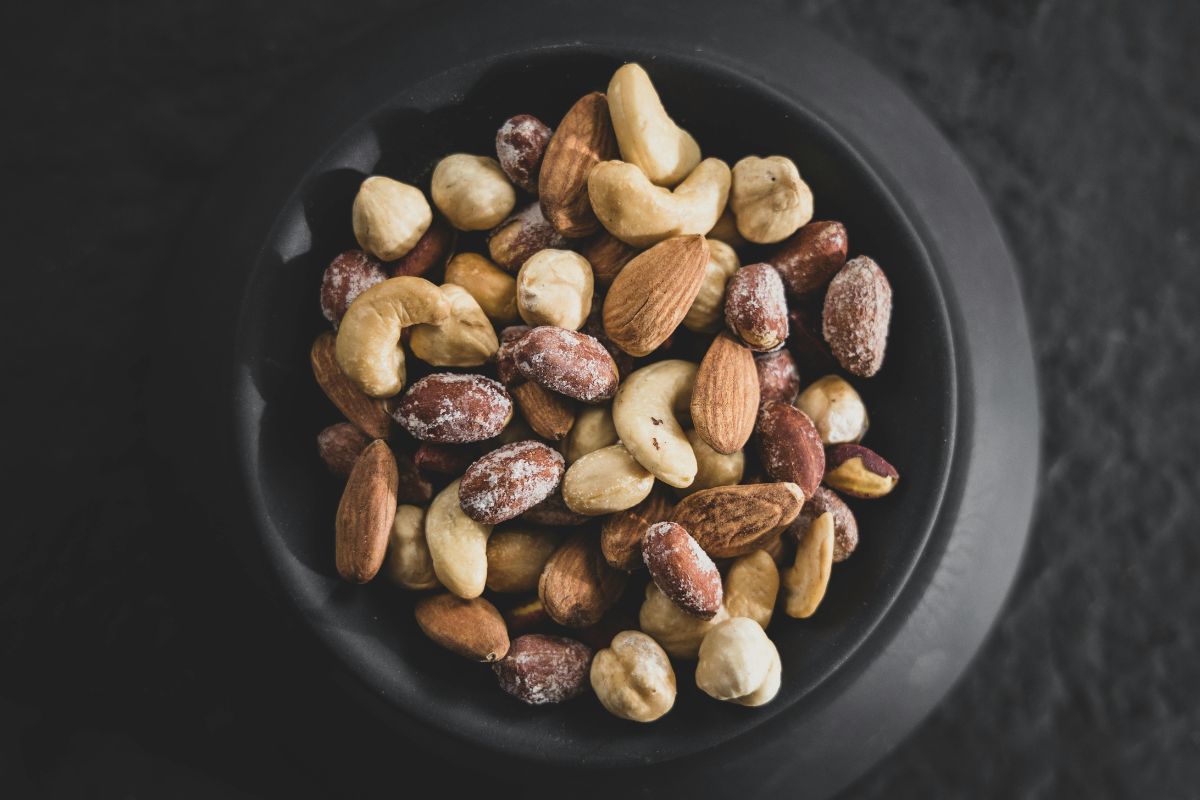 Frutos secos salados. Foto de Pexels.