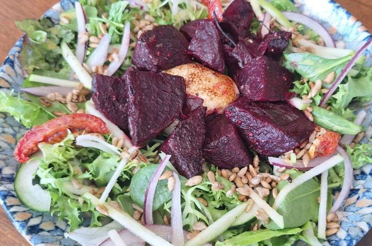 Ensalada de betabeles rostizados, foto de Miriam Carmo