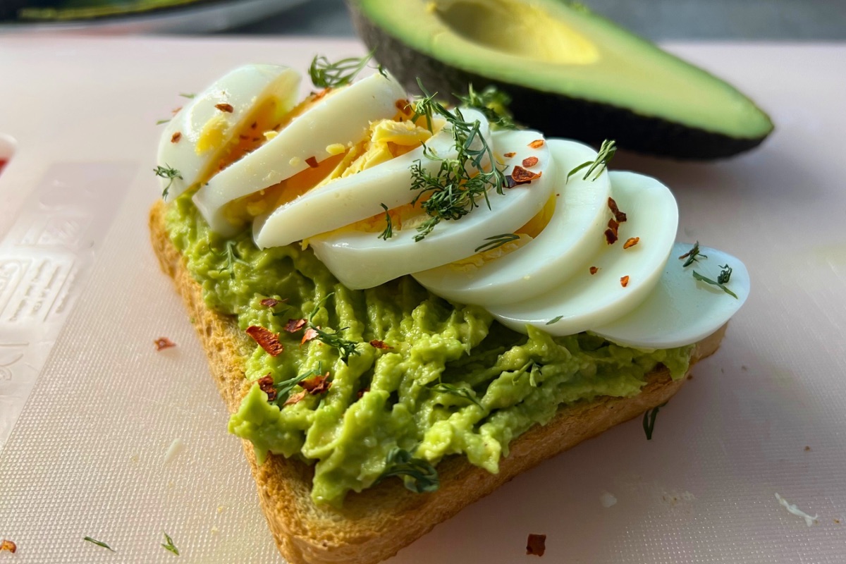 Huevo cocido para desayunar. Foto de Canva