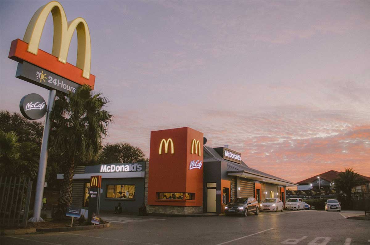 La maquinaria invisible detrás de cada Big Mac: así funciona la logística de McDonald's en México