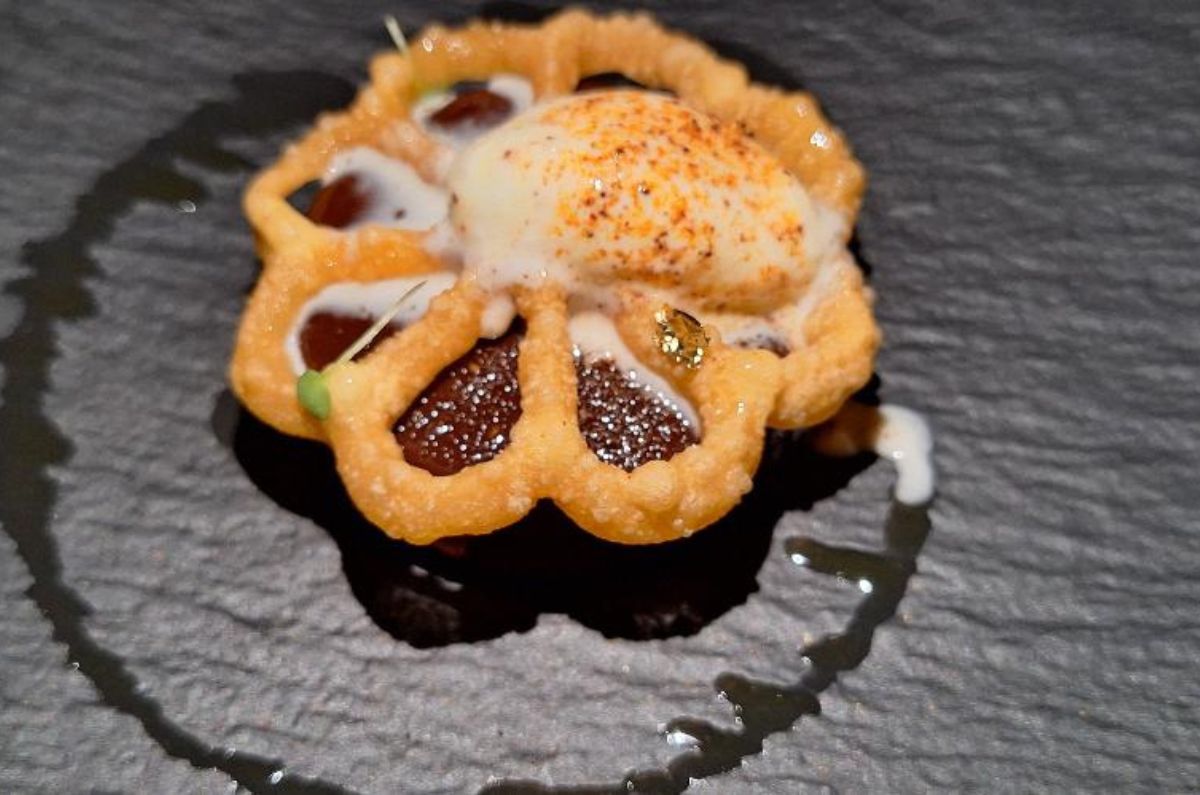 Buñuelo de viento del chef Morales, foto de Miriam Carmo