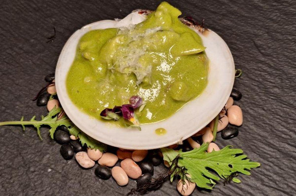 Tamal de elote dulce y almeja reyna del chef Javier Plascencia, foto de Miriam Carmo