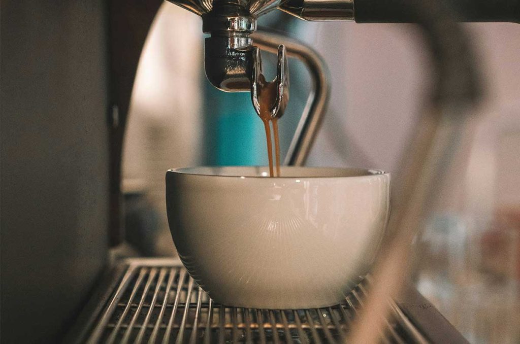 Métodos de extracción tradicionales para resaltar sabores intensos en cada taza