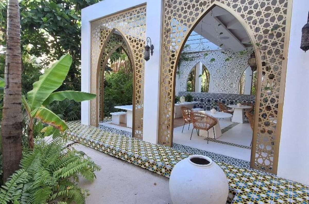 Restaurante en planta baja de Sana Tulum, foto de Miriam Carmo