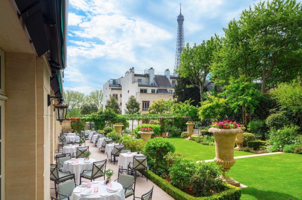 Shangri-La Paris: historia, intimidad y elegancia frente a la Torre Eiffel