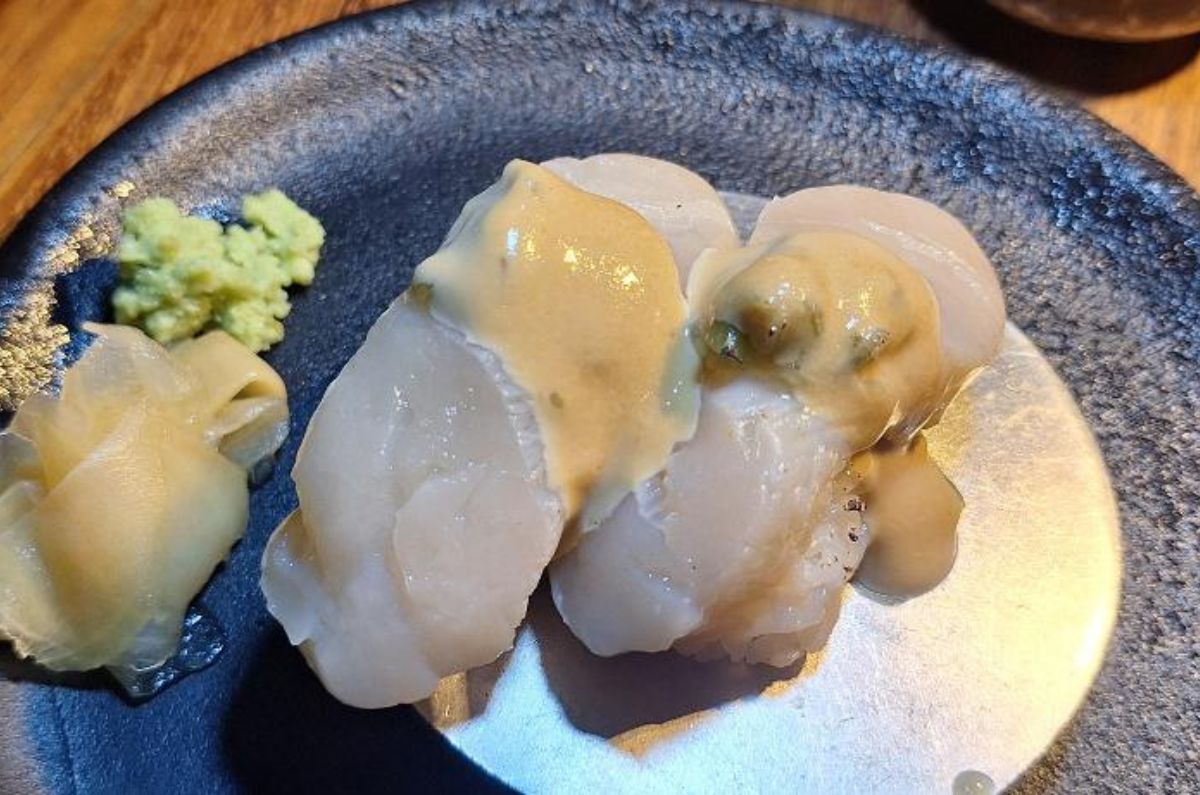 Nigiri de hotate, foto de Miriam Carmo